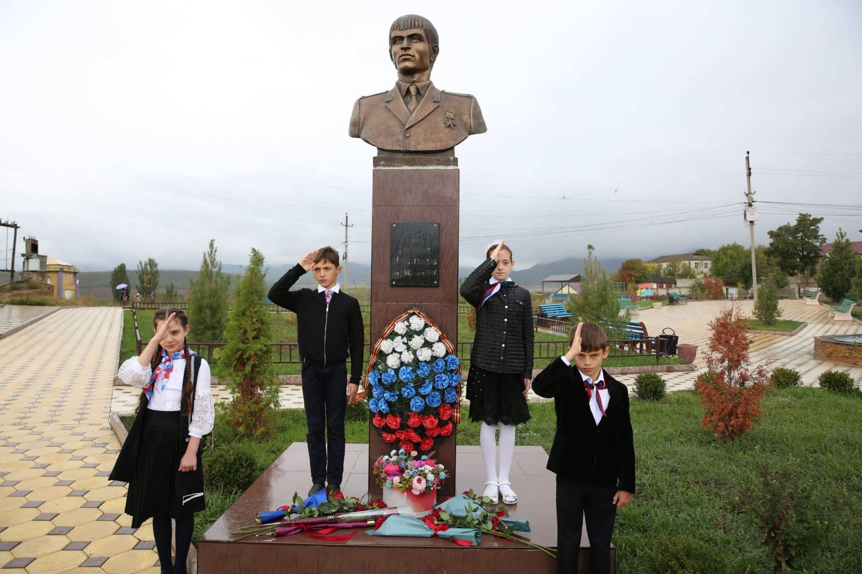 A monument to Magomed Nurbagandov unveiled in Sergokala