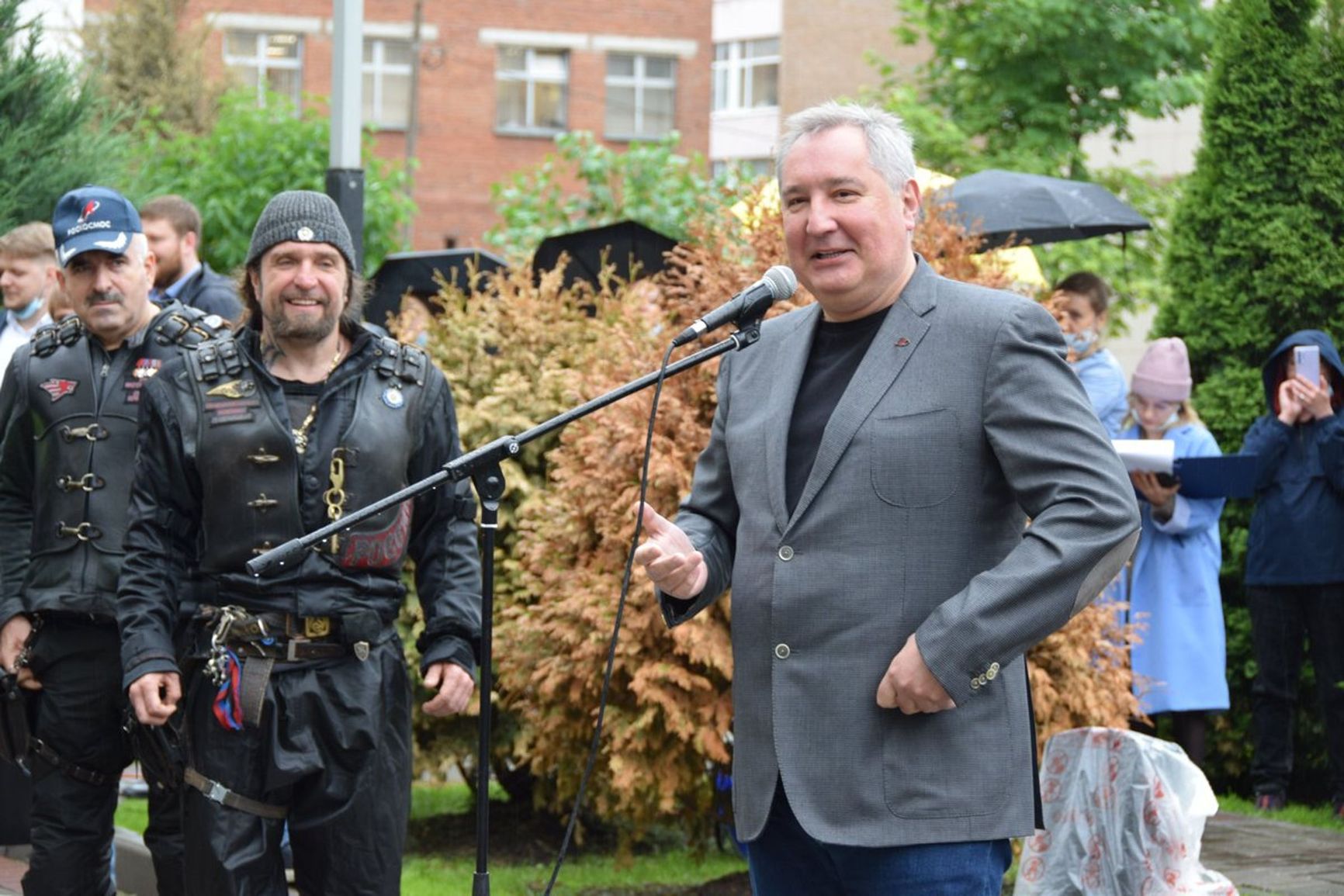 Sergei Demin, The Surgeon, Dmitry Rogozin, the ceremonial start of the motorcycle rally “Our Cosmos - 60. Yuri Gagarin,” 2021